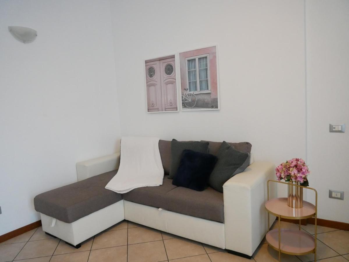 Diadema Pink - Immobili E Soluzioni Rent Apartment Bergamo Exterior photo